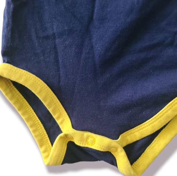 Infant Puma Onesie Set - Picture 4 of 13